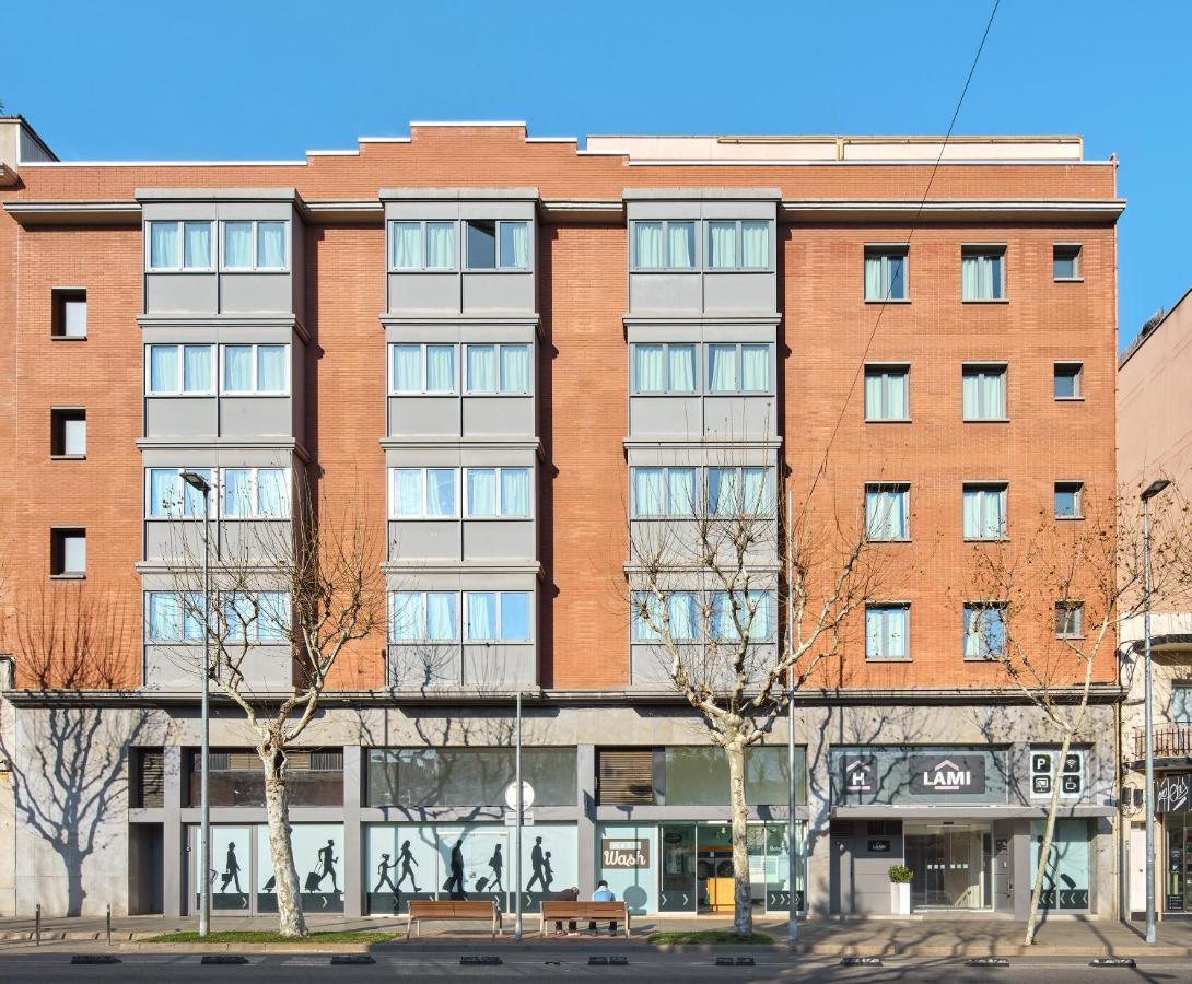 Hostal Lami Эсплугес-де-Льобрегат Экстерьер фото
